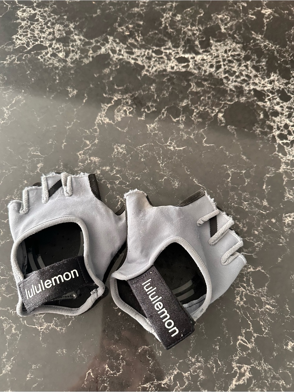 lululemon athletica Grey Fingerless Workout Gloves